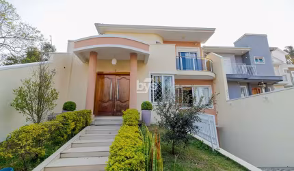 Casa com 4 quartos à venda na Rua Rovigo, Cascatinha, Curitiba, 386 m2 por R$ 2.600.000
