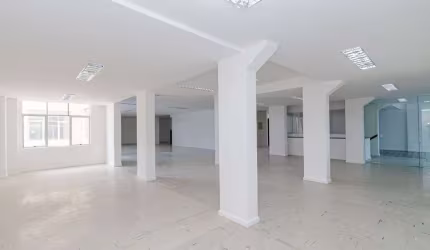 Ponto comercial à venda na Avenida Paraná, 998, Cabral, Curitiba por R$ 869.000
