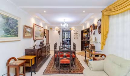 Casa com 3 quartos à venda na Rua Nicanor Rivas, 260, São Braz, Curitiba por R$ 1.149.900