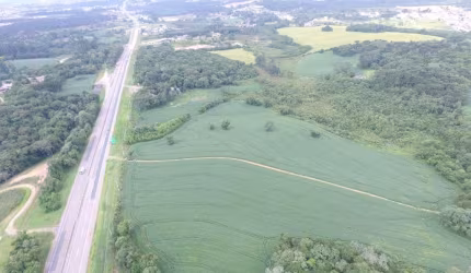 Terreno à venda na Br-116, 132, Iguaçu, Fazenda Rio Grande por R$ 35.000.000
