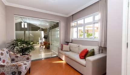 Casa em condomínio fechado com 4 quartos à venda na Rua Bahia, 530, Guaíra, Curitiba por R$ 990.000