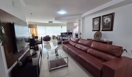 Otimo apartamento quadra mar , Centro, Balneário Camboriú - SC