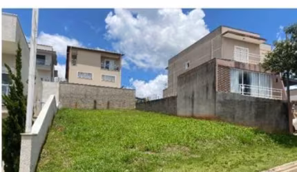 Terreno à venda no Condomínio Villa Real de Bragança, Bragança Paulista  por R$ 270.000