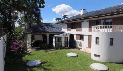 Casa com 6 dormitórios à venda, 1000 m² por R$ 2.500.000,00 - São Lourenço - Curitiba/PR