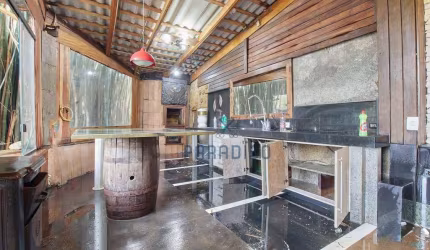 vende-se 3 casas no mesmo terrenode - Curitiba/PR