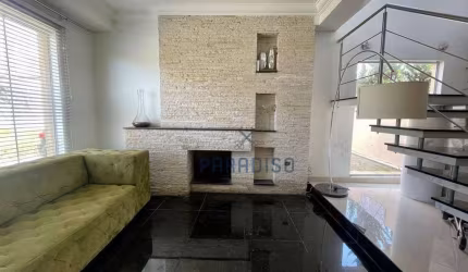 Casa com 3 dormitórios à venda, 300 m² por R$ 1.799.000,00 - Novo Mundo - Curitiba/PR