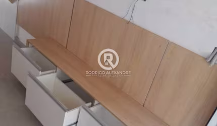 Casa Geminada em Itanhaém - 2 Quartos, Piscina e Garagem por R$ 270.000