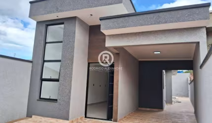 Sobrado à Venda em Cidade Nova Peruíbe: 2 Quartos, Piscina e Espaço Gourmet por R$ 445.000