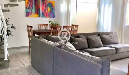 Casa em Condomínio com 2 Suítes, Piscina e Quintal à Venda em Itanhaém - R$ 570.000