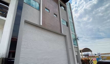 Prédio  10 salas  cada andar Bairro praça 14.