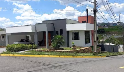 Casa em Condomínio para Locação em Bragança Paulista, Condomínio Villa Real de Bragança, 3 suítes, 4 banheiros, 5 vagas