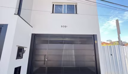 Casa para Locação em Bragança Paulista, Vila Aparecida, 3 dormitórios, 1 suíte, 2 banheiros, 2 vagas