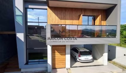 Linda Casa em Santo Amaro