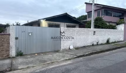 CASA-FUNDOS /BIGUAÇU
