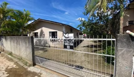 CASA - 3 DORMITÓRIOS