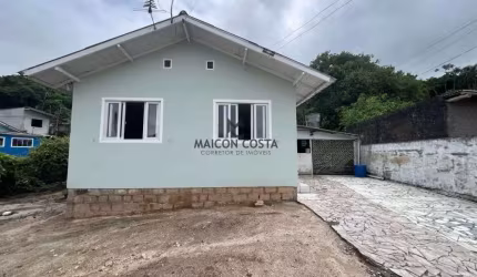 CASA - 3 DORMITÓRIOS TIJUQUINHAS