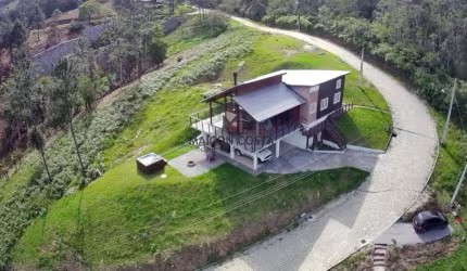 CASA-DE-CAMPO-EM CONDOMINIO/SANTO AMARO