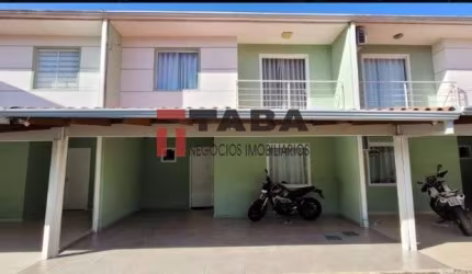 Sobrado com 3 quartos e 2 vagas no Bairro Alto