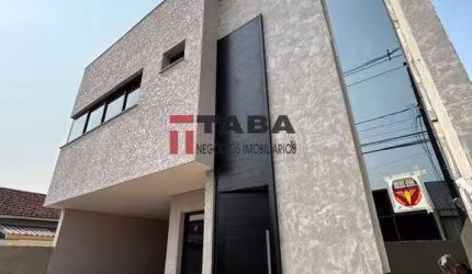 Sobrado à Venda em Curitiba Tingui/Bacacheri