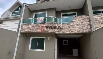 Sobrado à Venda em Curitiba Atuba