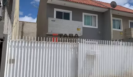 Sobrado à Venda em Pinhais