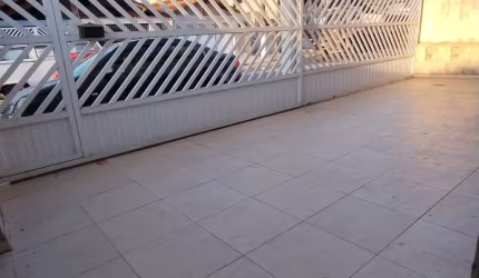 CASA EM CONDOMINIO 2 DORM