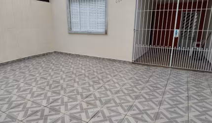 Casa 2 quartos - Lado Praia no Bairro Caiçara em Praia Grande - RP538