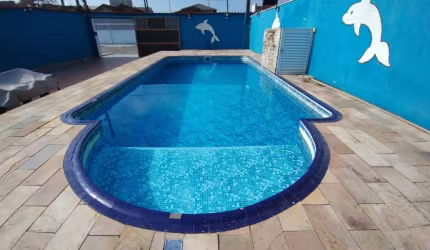 Edícula com Piscina