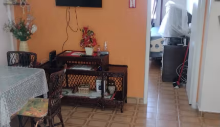 Apartamento 1 quarto 100 metros praia na Vila Caiçara em Praia Grande - RP476