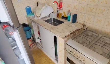 Vila Caiçara, kitchinete prédio frente para o mar