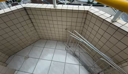 Kit com Sacada, elevador e vaga de garagem