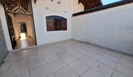 Casa 2 quartos 1 Suíte - bem proximo do Mar - Vila Caiçara - Praia Grande - SP - RPJ128