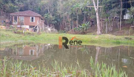 Sítio com 3 dormitórios à venda, 10959 m² por R$ 1.700.000,00 - Rio Do Meio - Camboriú/SC