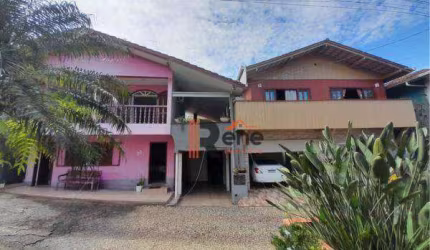 Sobrados, próximo à praia em Itajuba, Barra Velha, SC