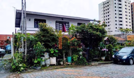 Casa 3 quartos no Tabuleiro Camboriú SC