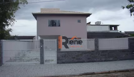 Casa 3 suítes no bairro São Francisco, Camboriú/SC