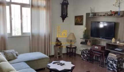 CASA  À VENDA EM SANTOS/SP
