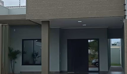 Oportunidade de morar na Região privilegiada, Vila A, próx. Av Garibaldi, rápido e fácil acesso a BR 277, Paraguai
