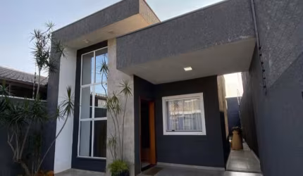 Linda casa mobiliada na Região da Vila A, próximo à Faculdade Unioeste e fácil acesso à Itaipu