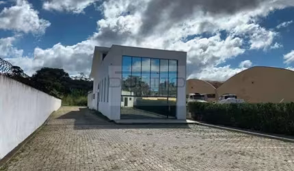 Prédio Comercial com mais de 10 salas e contando com cerca de 650m², à locação no Socorro, Mogi das Cruzes - SP