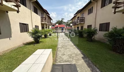 Amplo apartamento pé na areia, com 02 dormitórios, à venda em Bertioga - SP