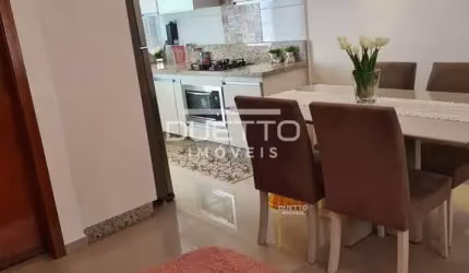 Casa de 02 dormitórios em Condomínio Villagio, à venda na Vila São Paulo, Mogi das Cruzes - SP