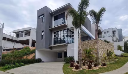 Sobrado Alto Padrão de 300m², com 04 suítes, à venda no Mosaico da Serra, Mogi das Cruzes - SP