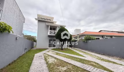 Casa com 2 dormitórios à venda, 120 m² por R$ 890.000,00 - Campeche - Florianópolis/SC