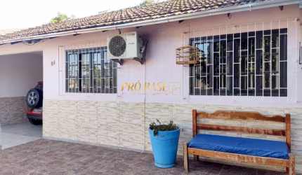 Casa com 3 quartos à venda na Lúcio de Mendonça, 1, Areias, São José por R$ 499.000