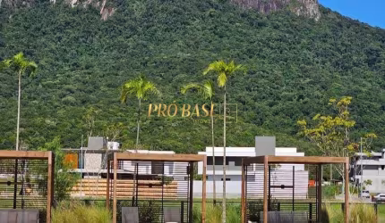 Terreno à venda na Rua Lagoinha, Pedra Branca, Palhoça por R$ 980.000