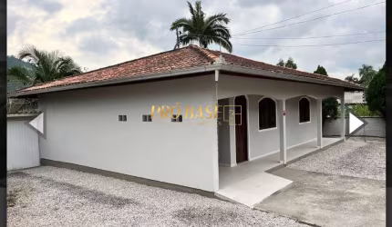 Casa com 3 quartos à venda na Rod João Adão Reitz, 11700, Centro, Antônio Carlos por R$ 450.000