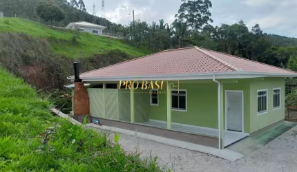 Chácara / sítio com 5 quartos à venda na Avenida Sorocaba, 20, Sorocaba do Sul, Biguaçu por R$ 780.000