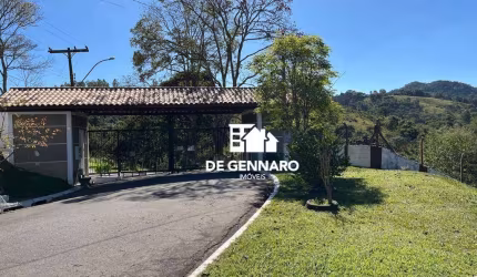 Terreno 1000m2, Condomínio Fechado, na Cidade de Lindoia, SP