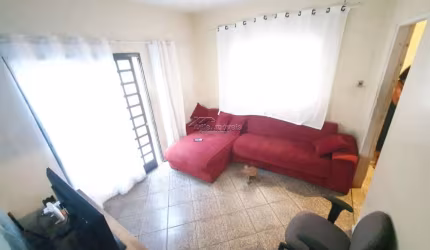 Casa em condomínio fechado com 3 quartos à venda na Rua Adailson de Oliveira Marques, 29, Loteamento Recanto do Sol, Hortolândia por R$ 287.500